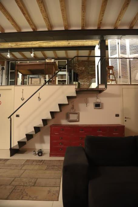 Loft Di Design Nel Cuore Di Milano Luaran gambar