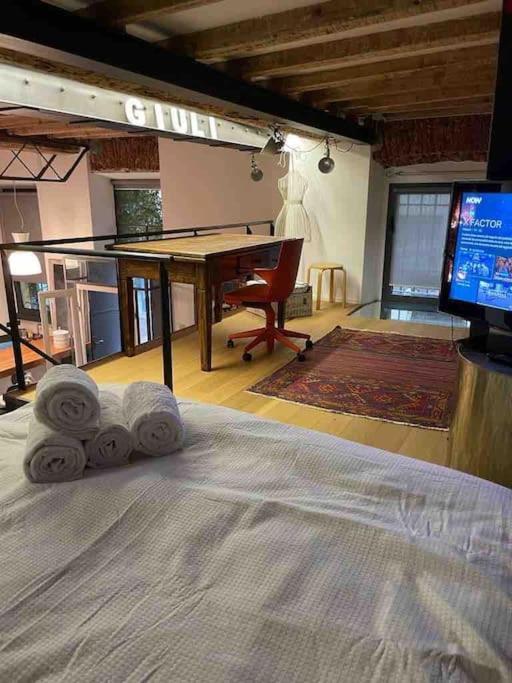 Loft Di Design Nel Cuore Di Milano Luaran gambar