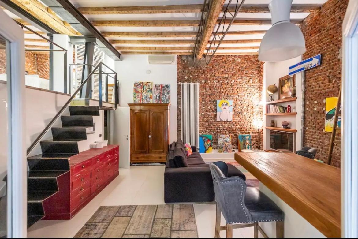 Loft Di Design Nel Cuore Di Milano Luaran gambar